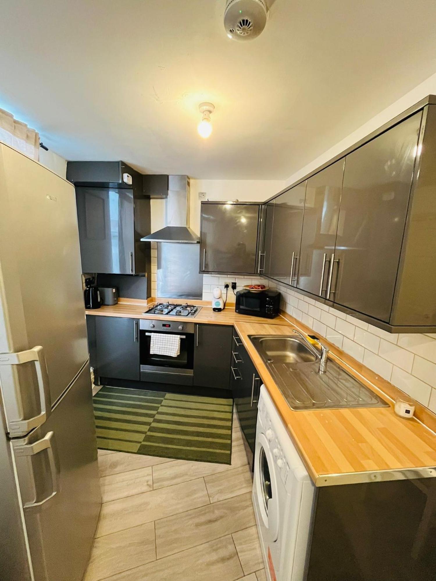 Willesden J Guest Home 4 Лондон Екстер'єр фото